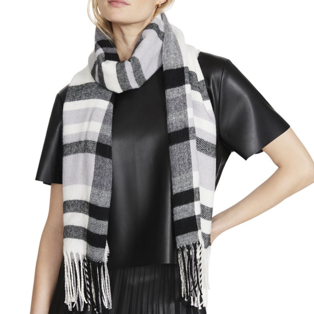 Elegant Black and White Plaid Scarf
